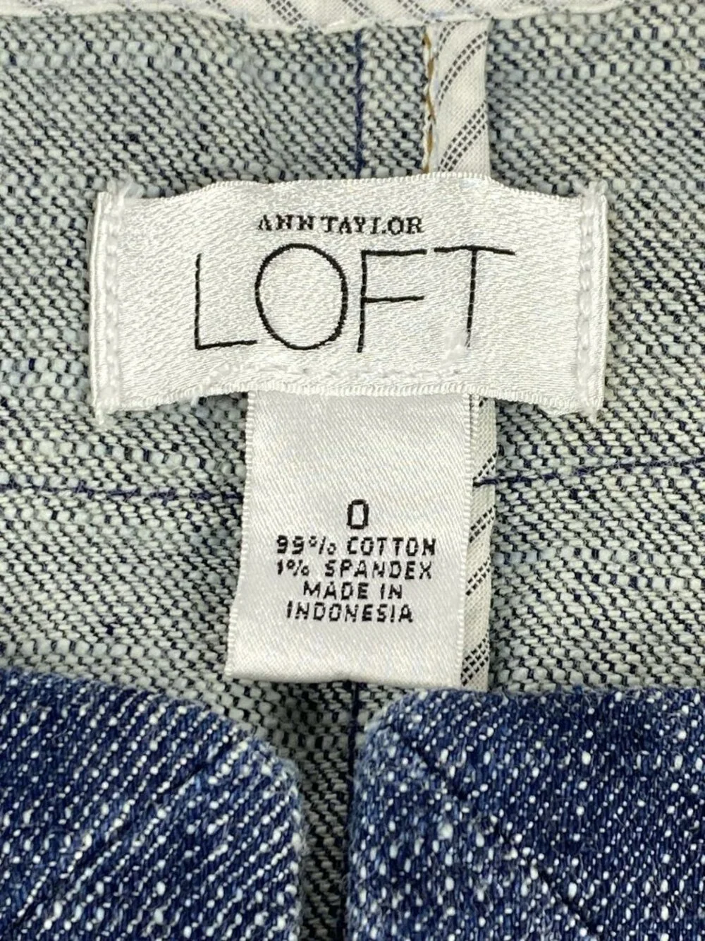 Ann Taylor Loft Denim Cropped Fitted Jacket Women’s Size 0 Button Cuff - Picture 4 of 10